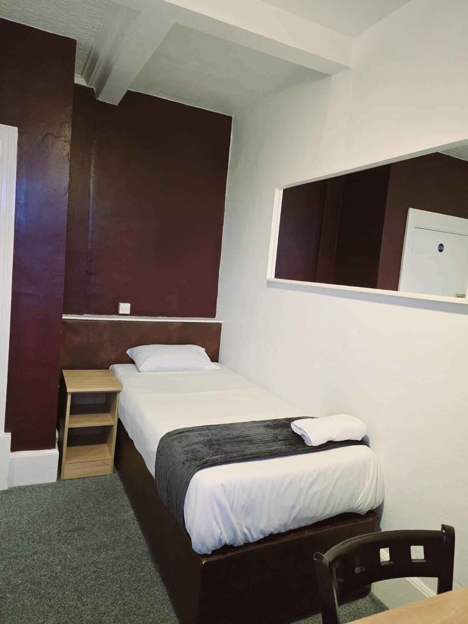 Kingswood Hotel Maidenhead Dış mekan fotoğraf